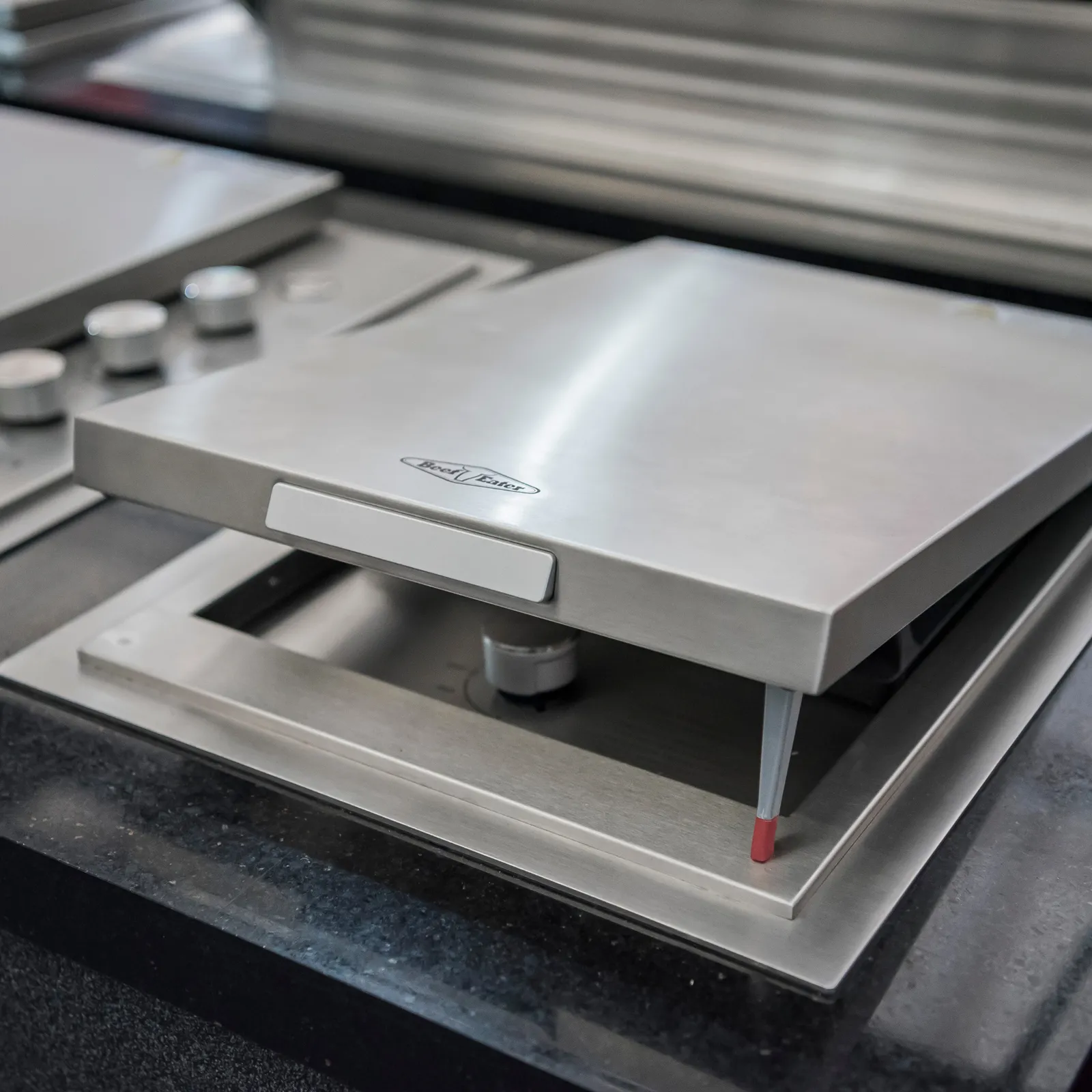 BeefEater Proline® – Leistungsstarker Einbau-Seitenbrenner