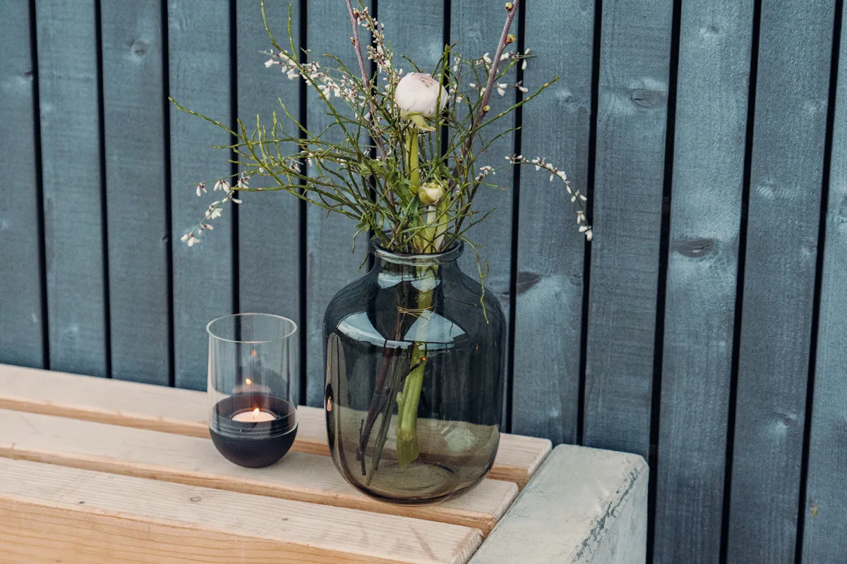 GRAVITY CANDLE schwarz