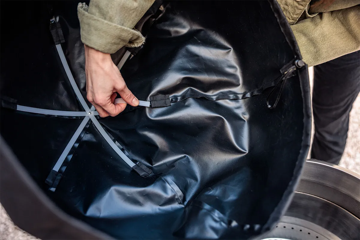 MOON 55 Abdeckhaube